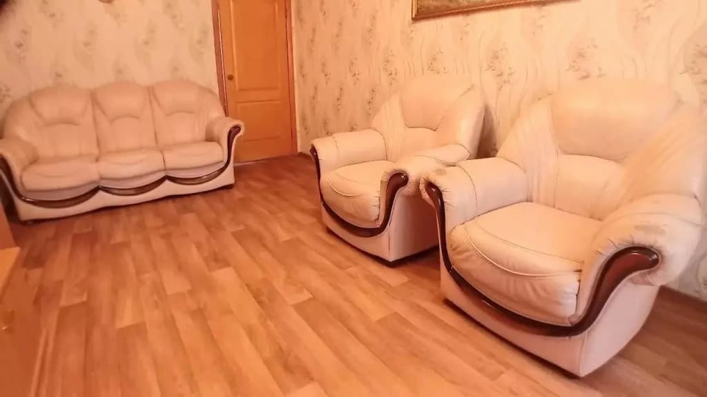 Уютная двухкомнатная квартира - Междуреченск