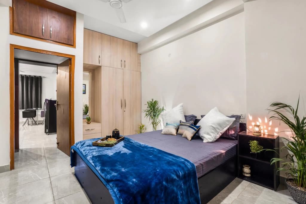 Entire Luxurious Apartment with kitchen near metro - Нью-Дели