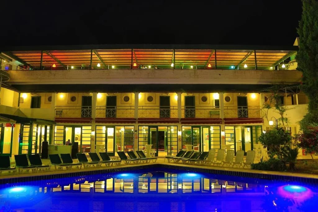 Hotel Bleu Nuit Bodrum - Бодрум