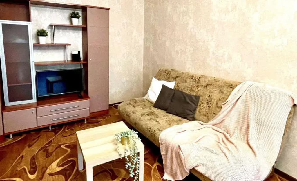 Home Hotel (Хоум Отель) на Обручева 18 - Прокопьевск