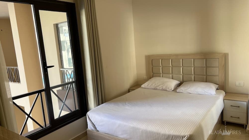 Charming 1-bed Apartment - Хургада