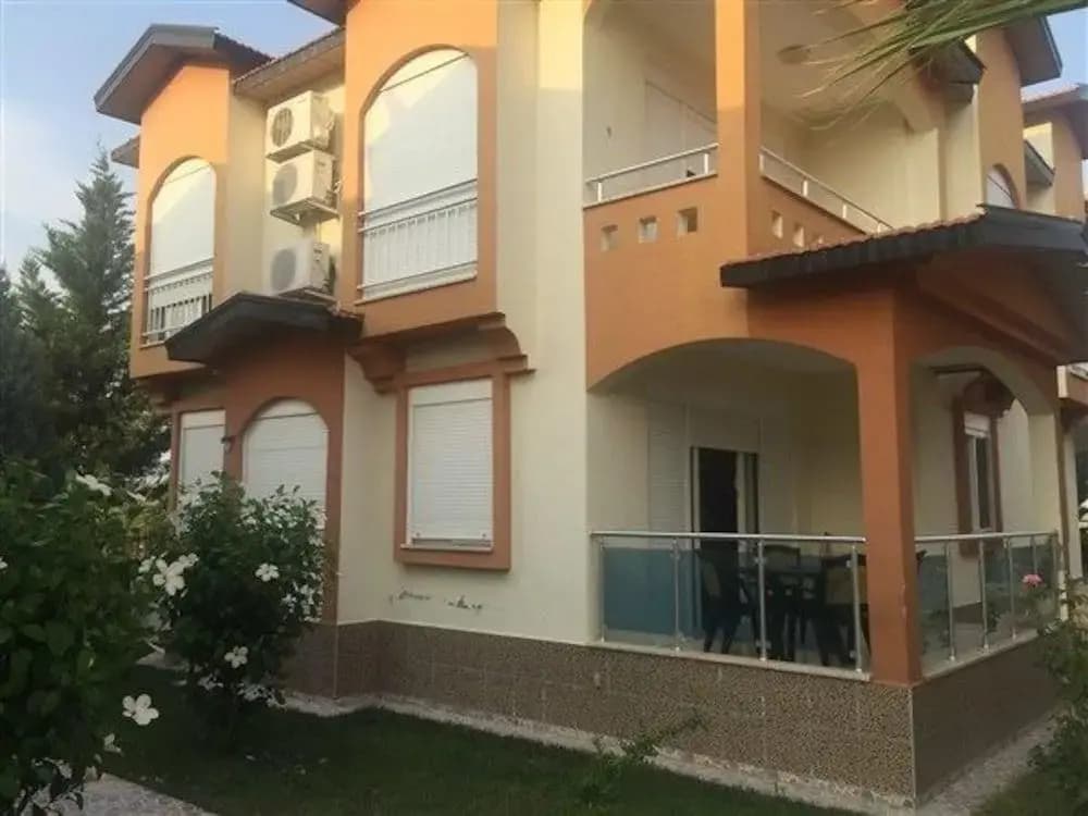 Elegance Villa 12 - Кадрие