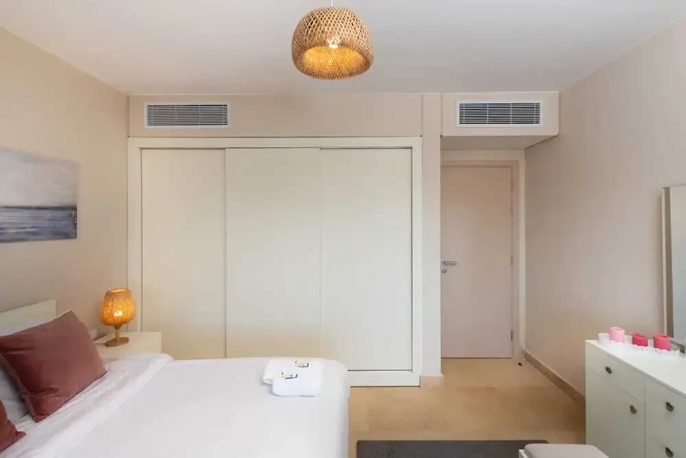 Xuru Stays I Sparky & Summery 2 BDR @ Mangroovy Free Beach & Pool Access - Эль-Гуна