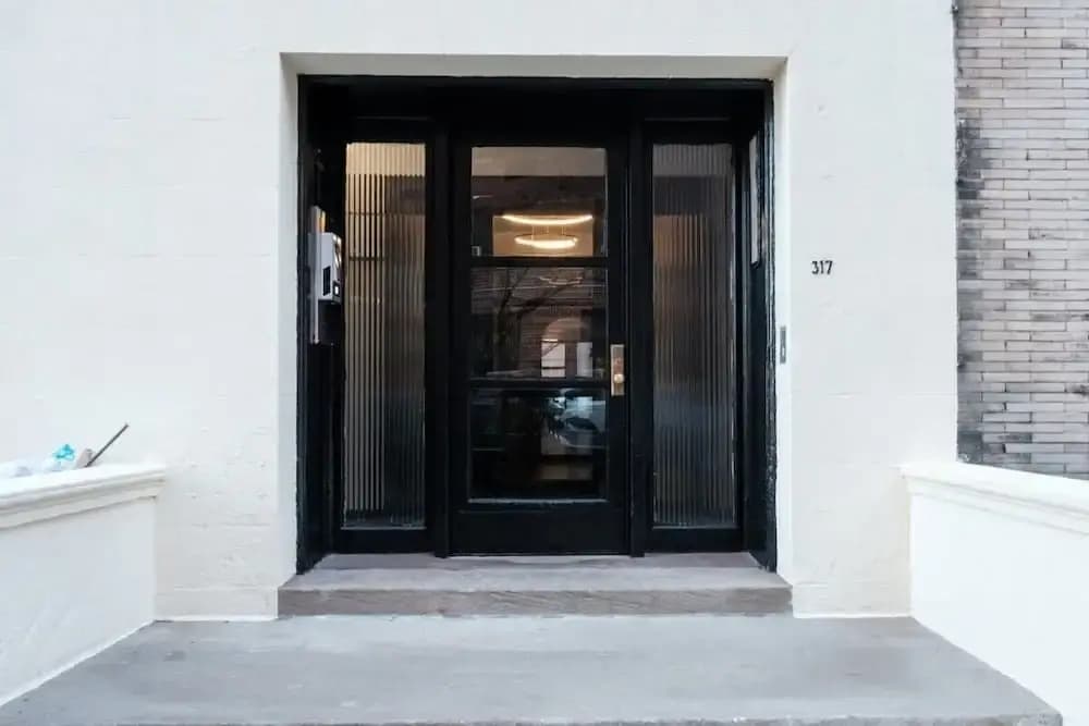 317 UES Apartments - Нью-Йорк
