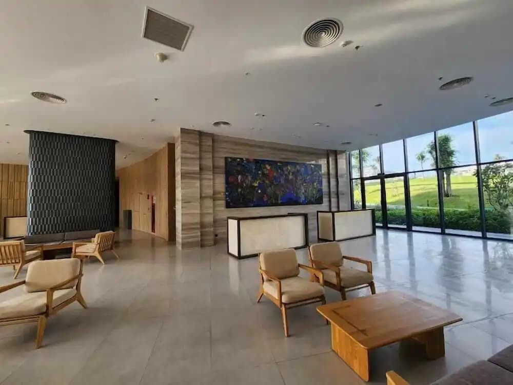 Cam Ranh Beach Resort near The Airport - Камрань