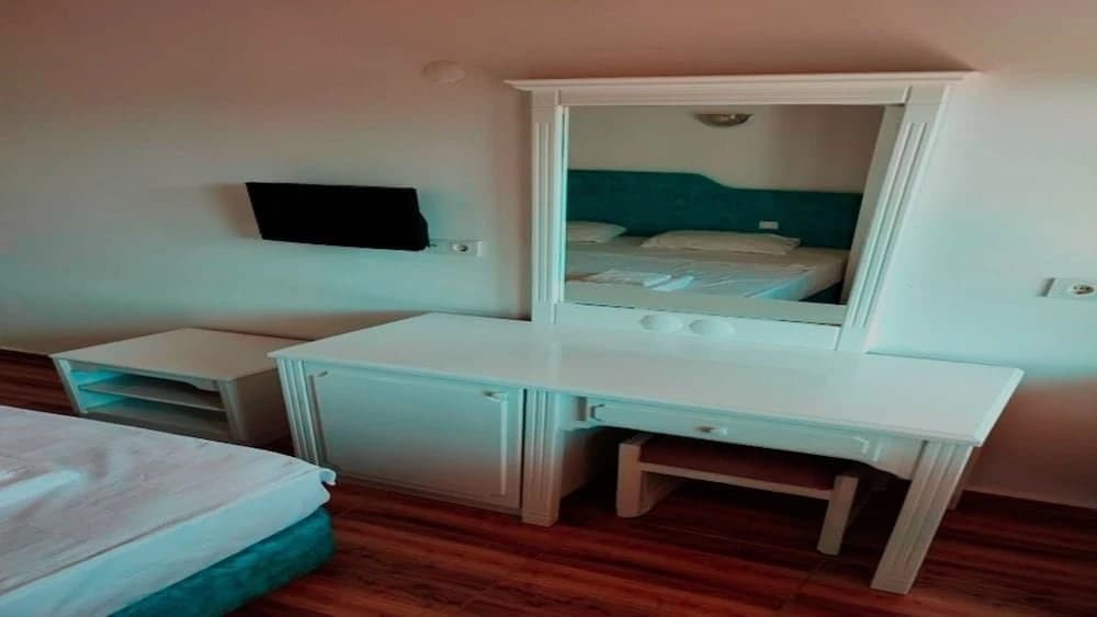 Anessa Beach Hotel - Аланья