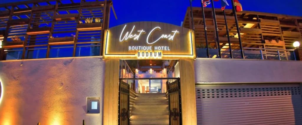West Coast Otel - Тургутрейс