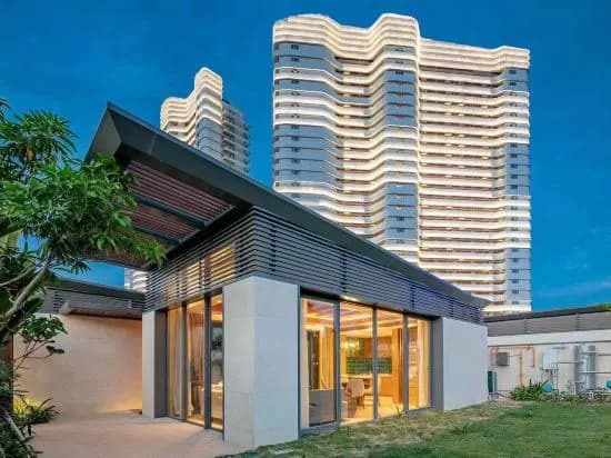 Haizhizhou International Holiday Apartment - Санья