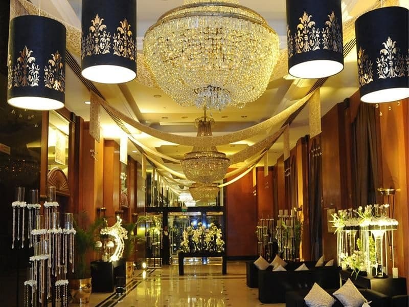 Eros Hotel By Hilton - Нью-Дели