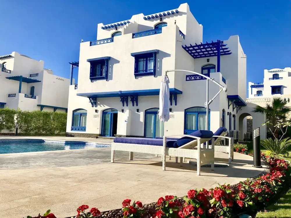 Luxury 4BD Villa with Pool in Hurghada - Хургада