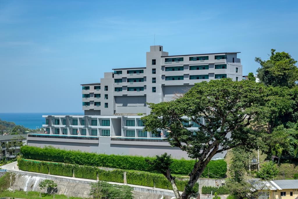 Patong Bay Hill Resort - Пхукет