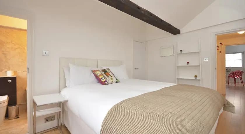 Uber London Leicester Square Loft - Лондон