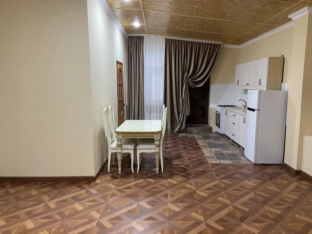 Kavkazskiy Dvorik Guest House - Приэльбрусье