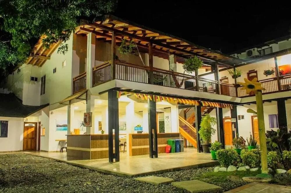 Lodge Mares Capurgana - Аканди