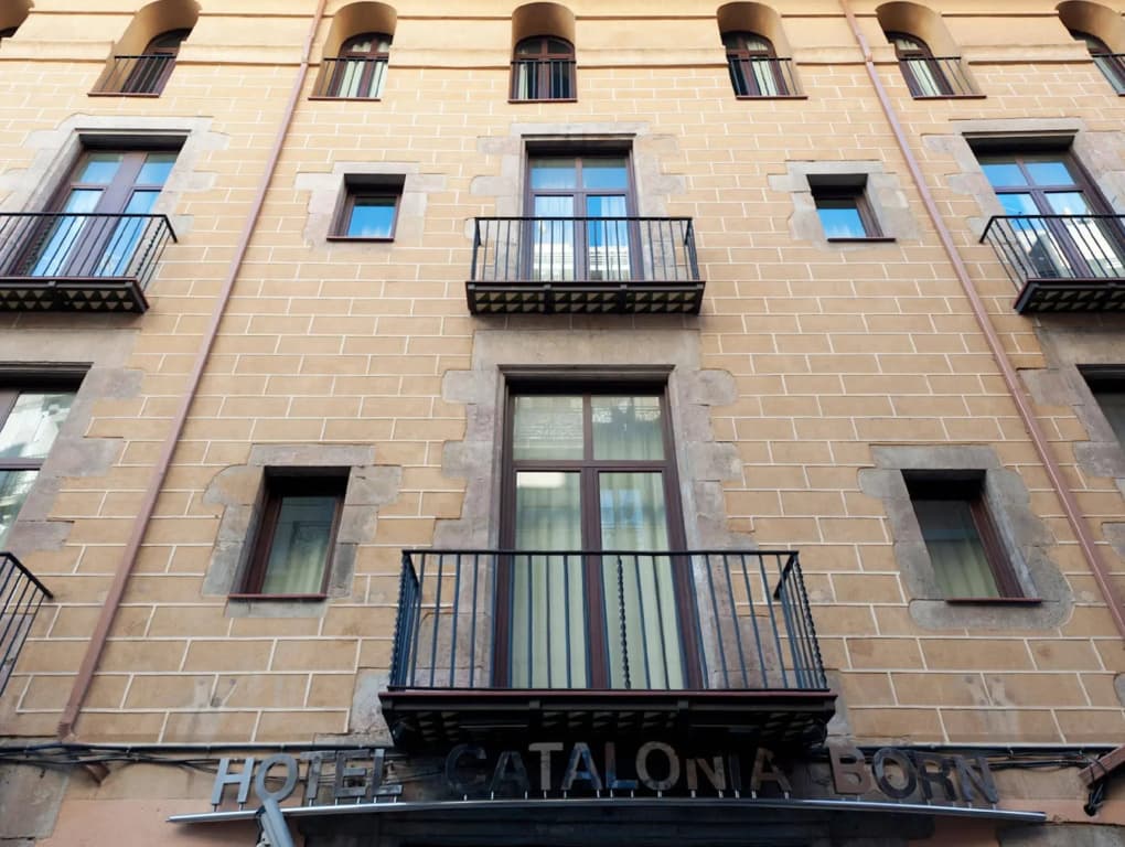 Catalonia Born - Барселона