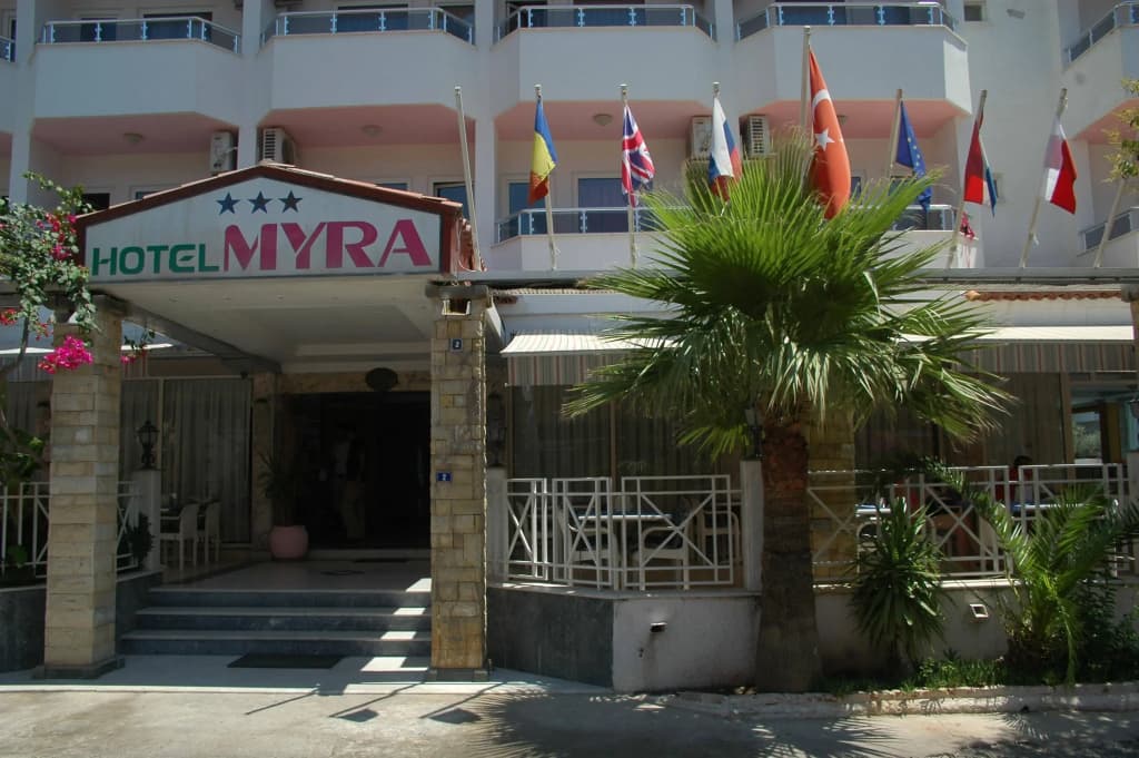 Myra Hotel - Мармарис