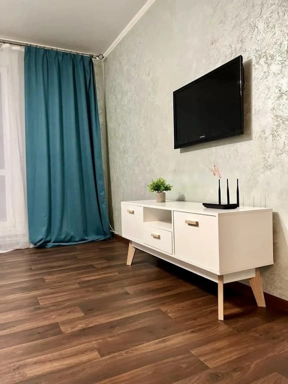 Home Hotel (Хоум Отель) в 10-м микрорайоне 13 - Прокопьевск
