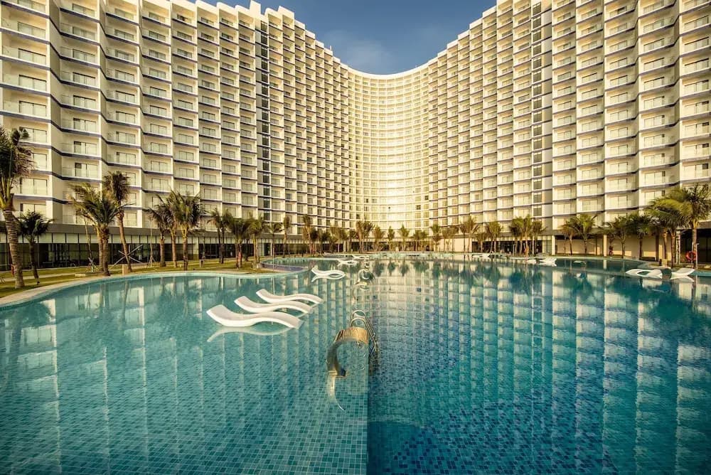 The Western Seaview Cam Ranh Condotel - Камрань