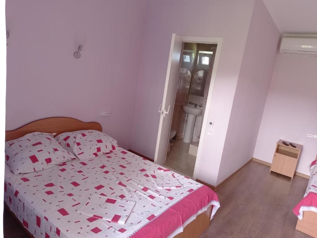 Guest House - Пицунда