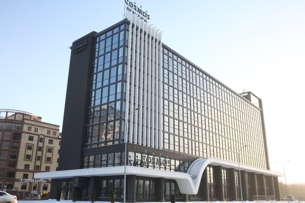 Cosmos Омск Отель - Омск