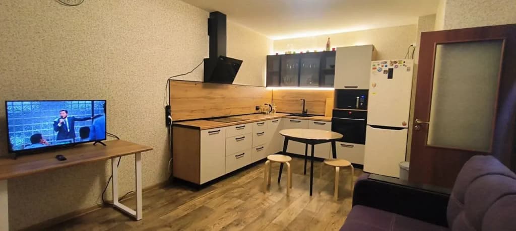Квартира Уютная с балконом и красивым видом - Ярославль