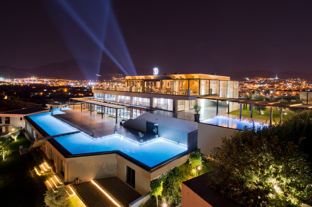 Отель Ramada Resort By Wyndham Bodrum - Бодрум