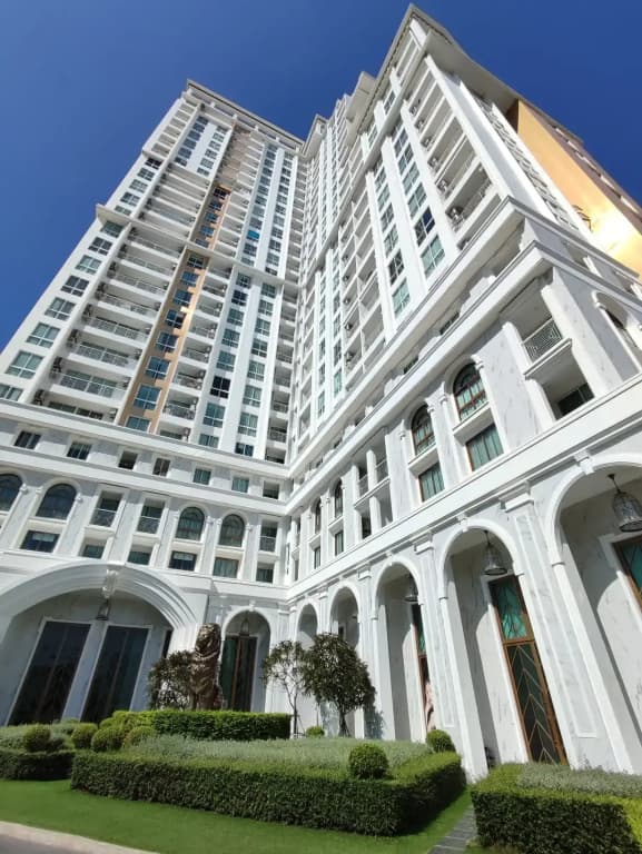 Апартаменты The Empire Tower Pattaya - Паттайя