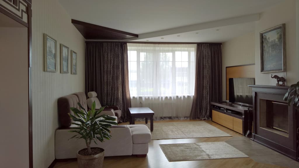 Tihij Ugolok Guest House - Барнаул