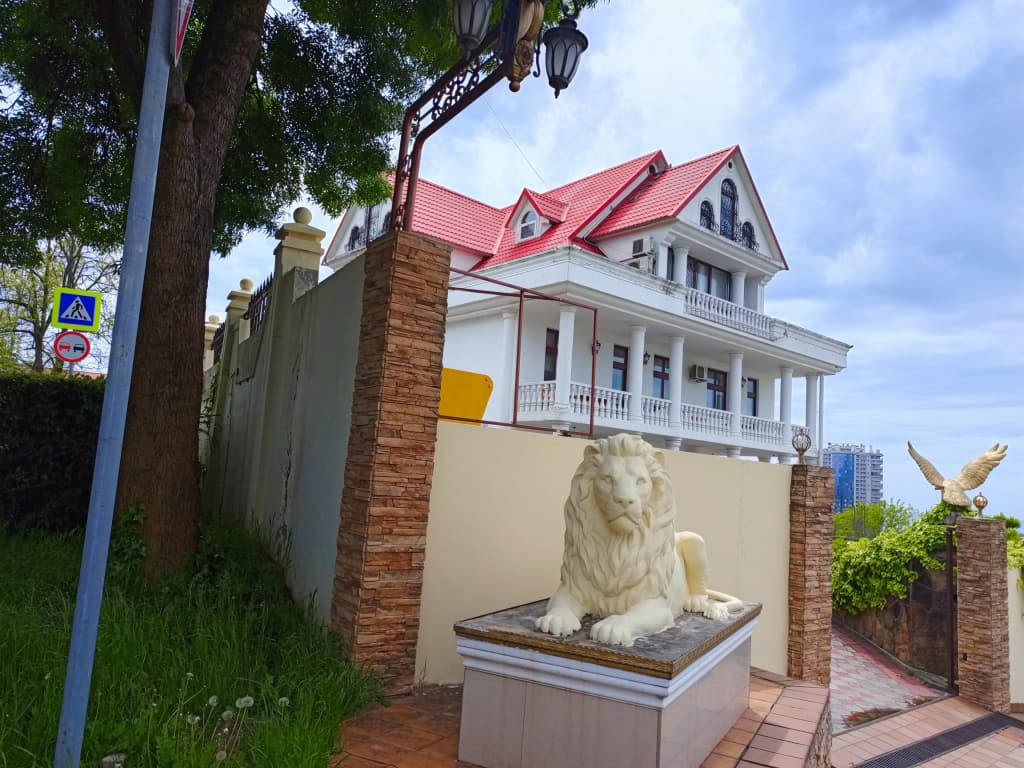 Villa Loran - Сочи