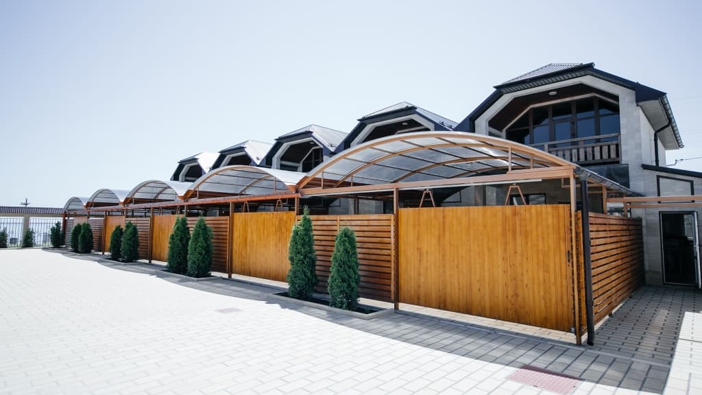 Golden Beach Hotel - Избербаш
