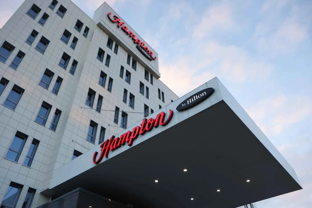 Отель Hampton by Hilton Уфа - Уфа
