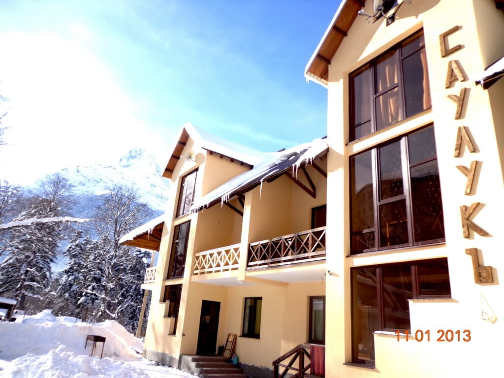 Sauluk Hotel - Домбай