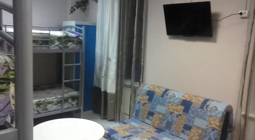 Hostel Malenkiy Rai - Пермь