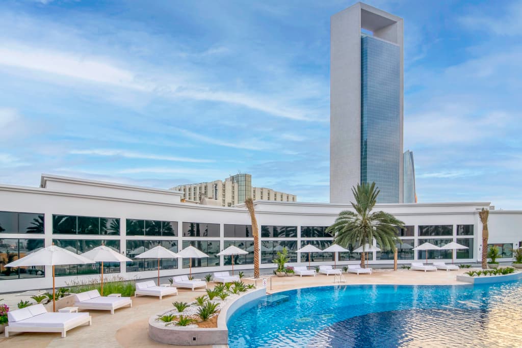 Курортный отель Radisson Blu Hotel & Resort, Abu Dhabi Corniche Hotel - Абу-Даби