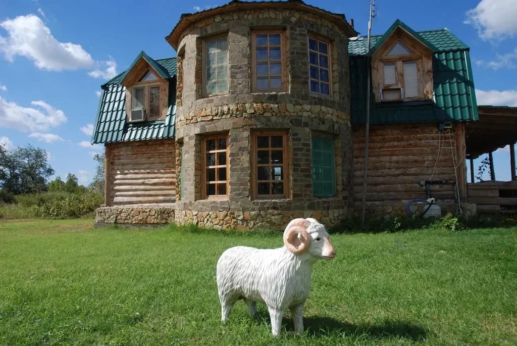 Замок База Отдыха - Астрахань