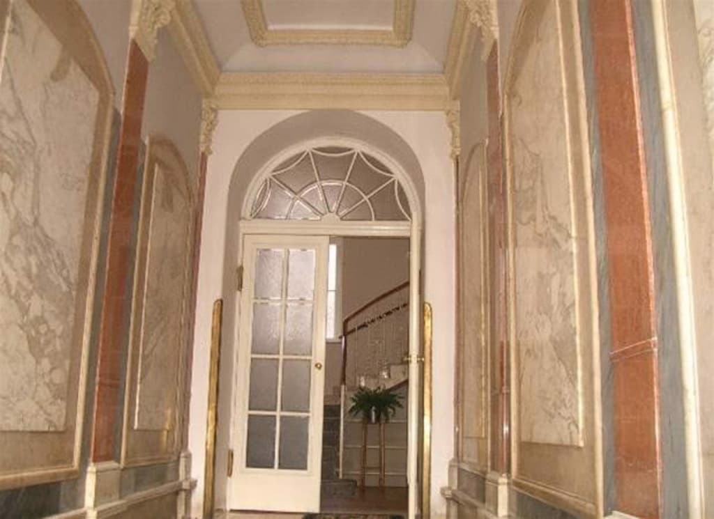 Hotel Halkova - Прага