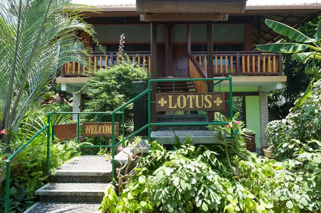 Pondok Agung Bed & Breakfast - Нуса-Дуа