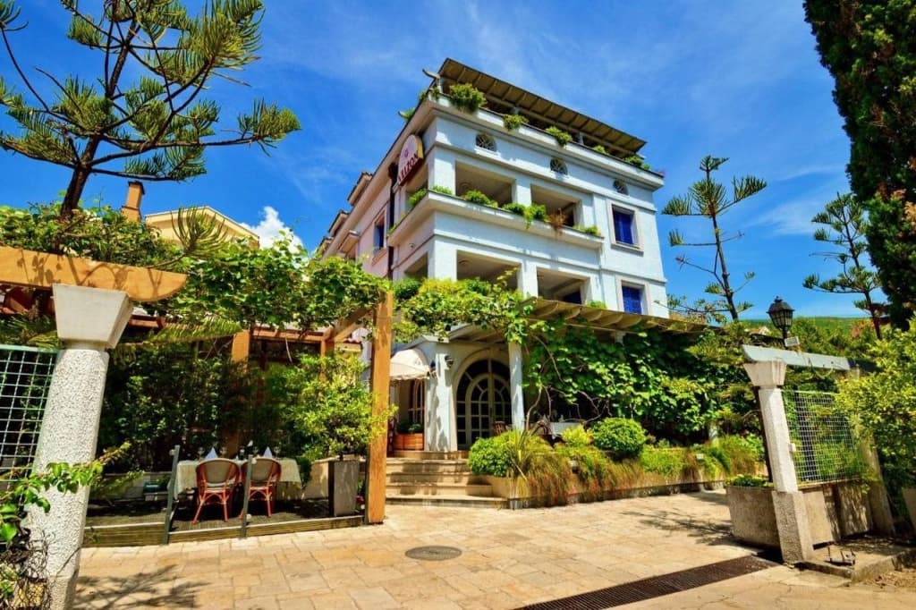 Guesthouse Velzon Mainski Put - Будва