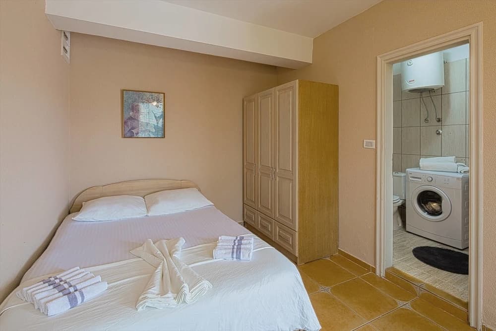 Adriatic Hill Apartments - Бечичи