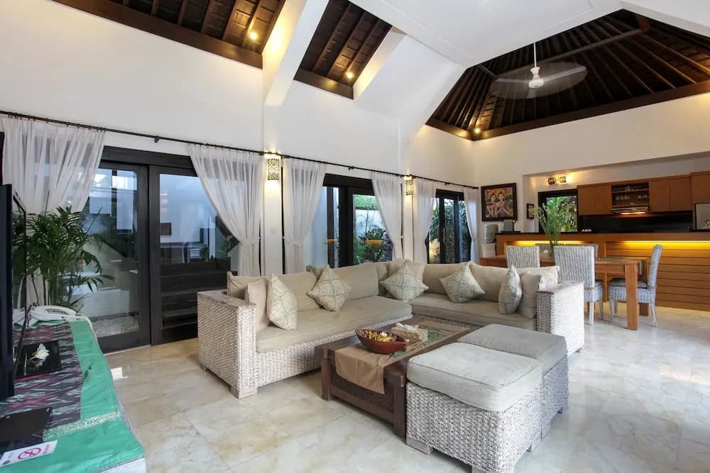 Puri Tirta Villas - Нуса-Дуа