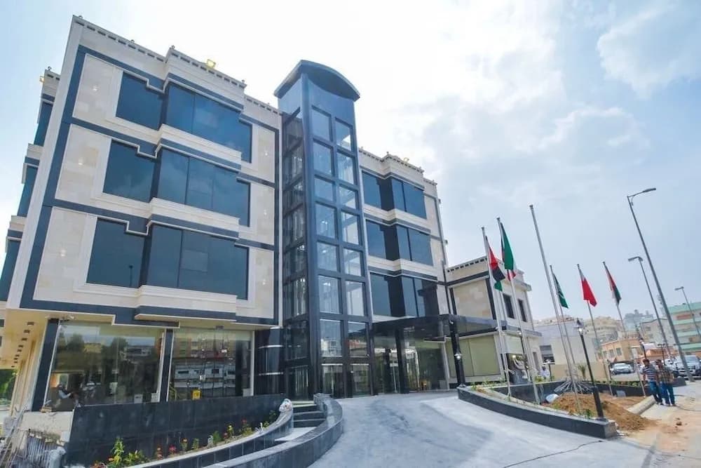 Azd Hotel - Аба