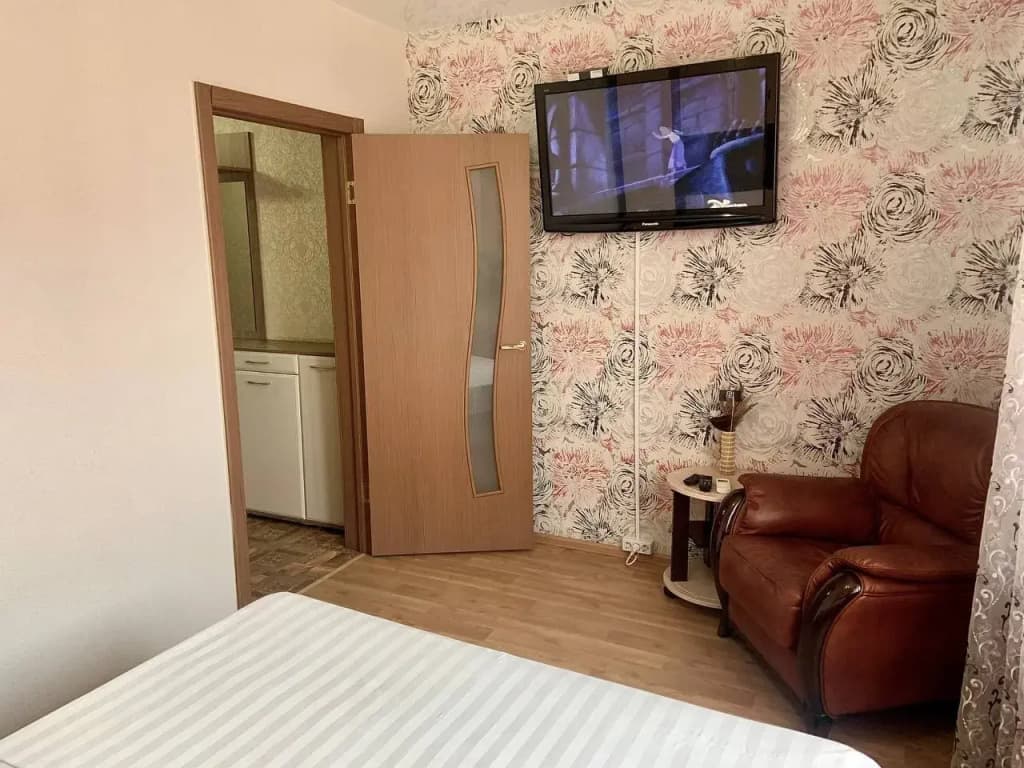 V Gosti Na Sverdlova 12 Hotel - Новокузнецк
