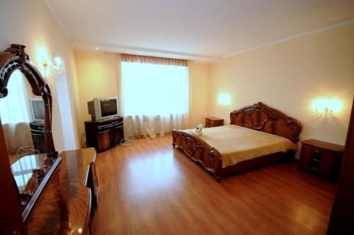 Elena Guest House - Евпатория